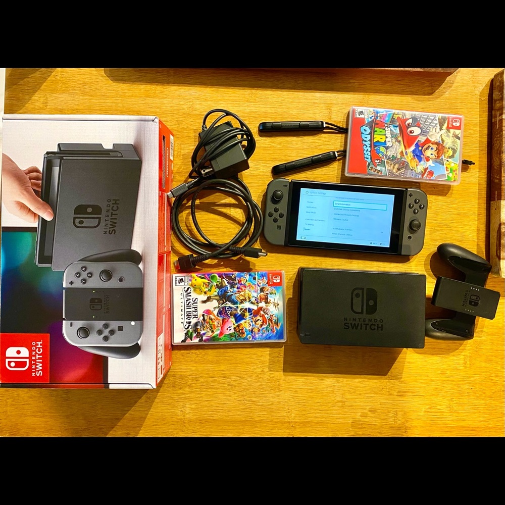 Nintendo switch v1 w/ games